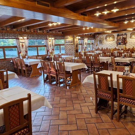 Csalanosi Vendeghaz Hotel Kecskemet Ngoại thất bức ảnh
