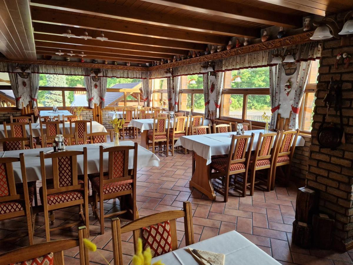 Csalanosi Vendeghaz Hotel Kecskemet Ngoại thất bức ảnh