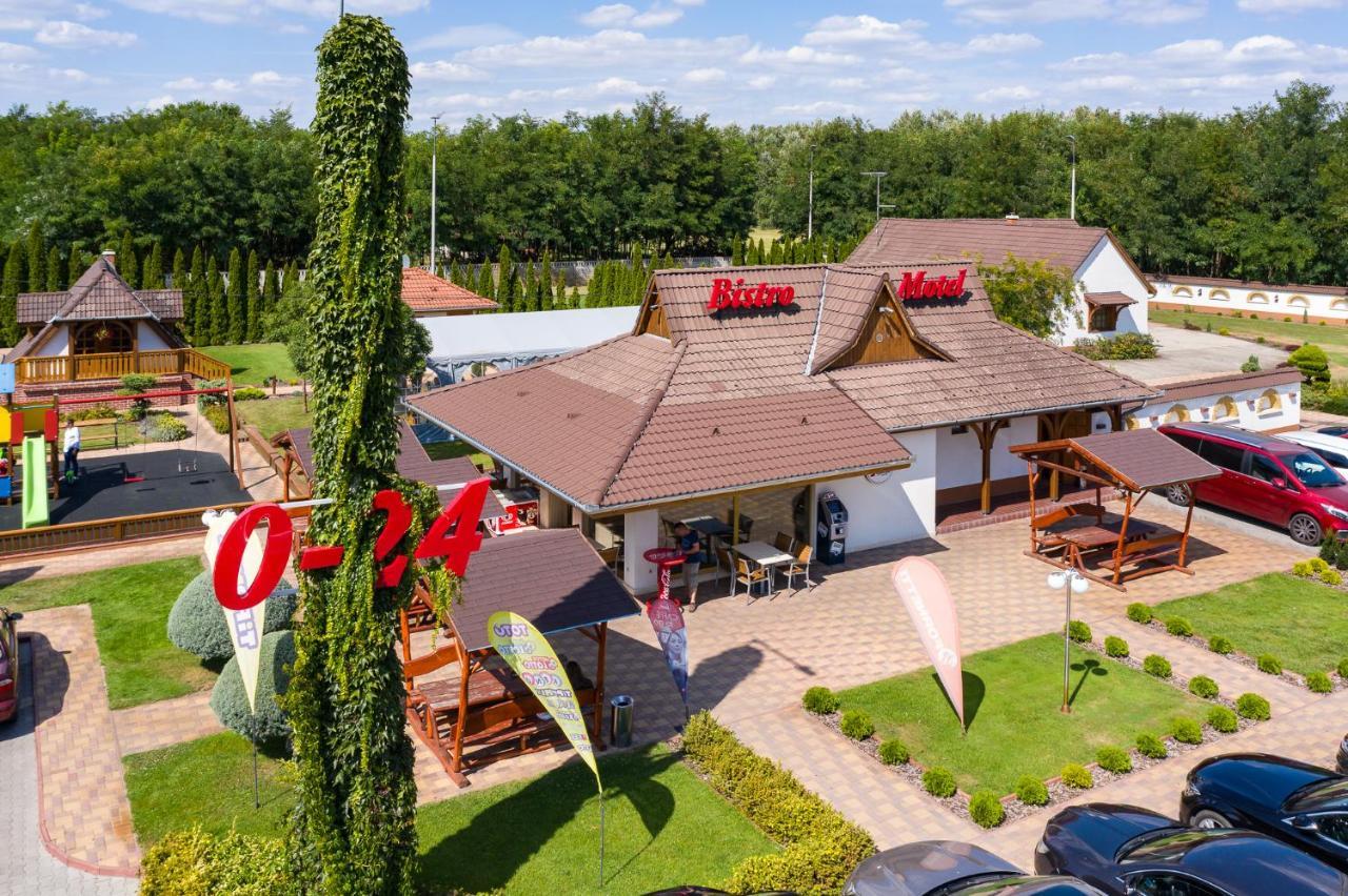 Csalanosi Vendeghaz Hotel Kecskemet Ngoại thất bức ảnh