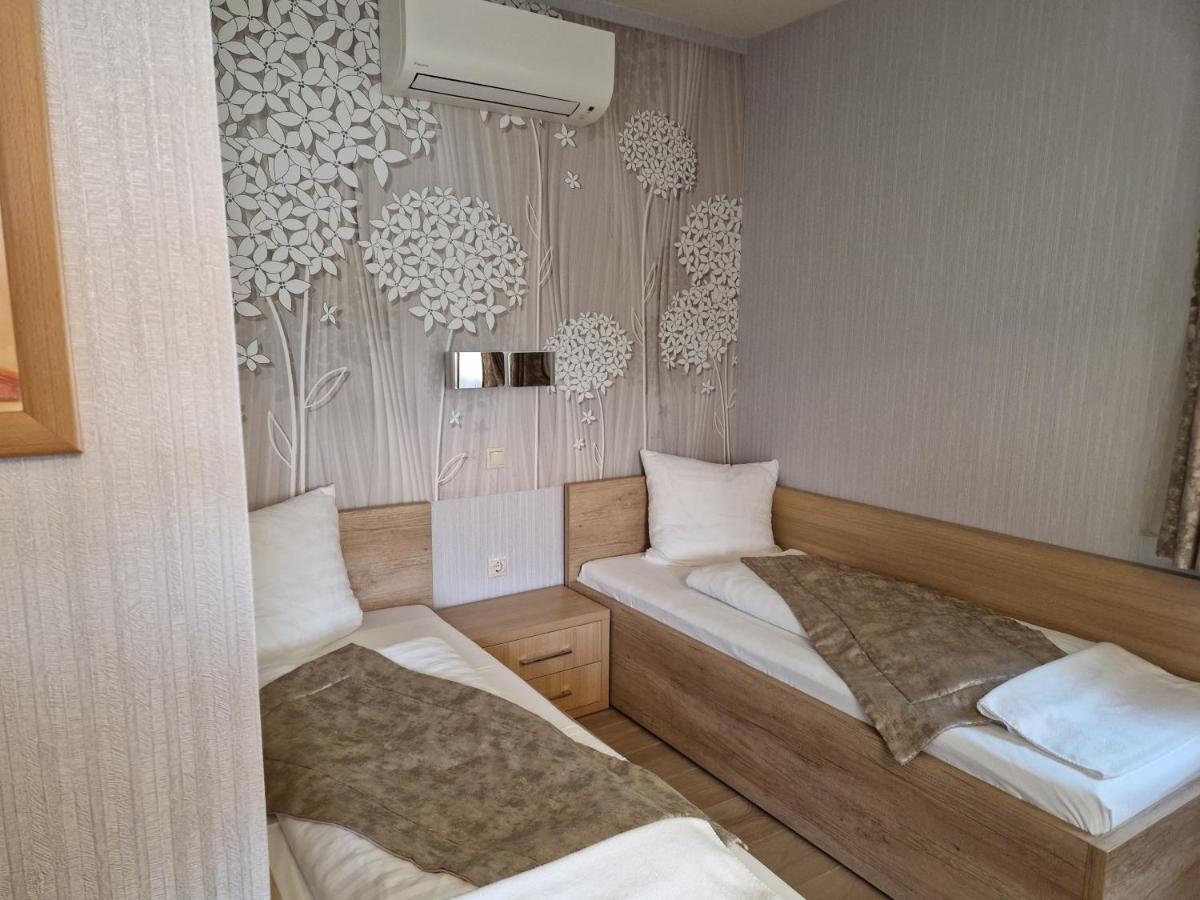 Csalanosi Vendeghaz Hotel Kecskemet Ngoại thất bức ảnh