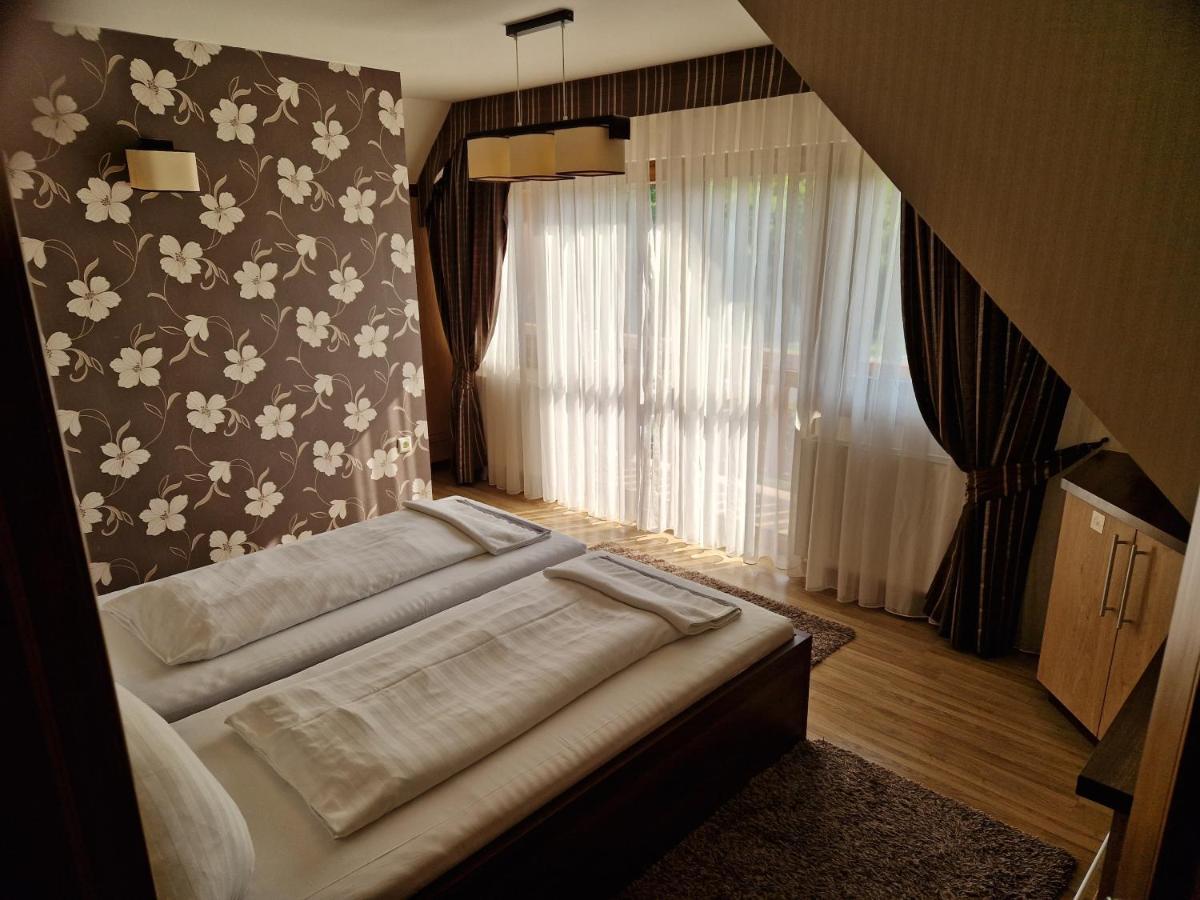 Csalanosi Vendeghaz Hotel Kecskemet Ngoại thất bức ảnh