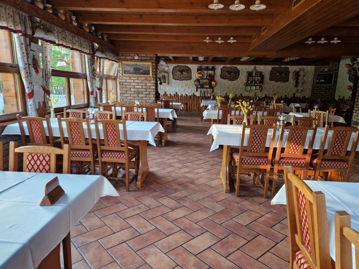 Csalanosi Vendeghaz Hotel Kecskemet Ngoại thất bức ảnh